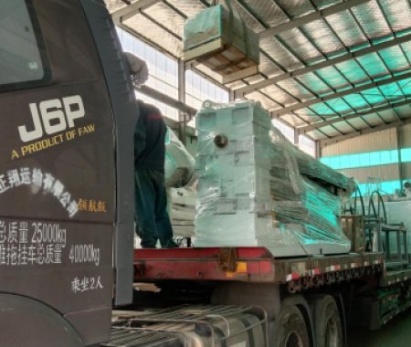 新一代多機(jī)共擠HDPE/PP連續(xù)纏繞克拉管生產(chǎn)線發(fā)貨！