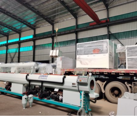 發(fā)貨四川，PE管20-75高速生產(chǎn)線